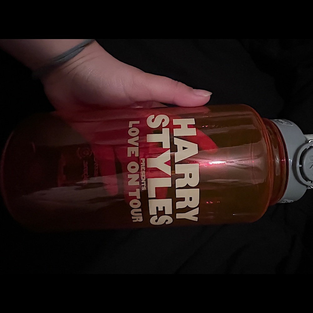 Harry styles reverb bottle